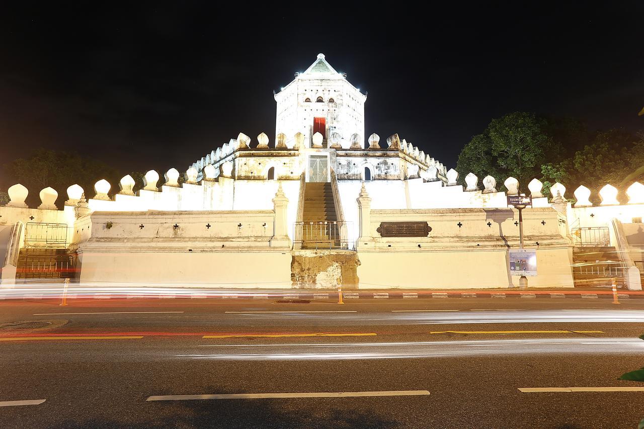 Banglumpoo Place Bangkok Exteriör bild