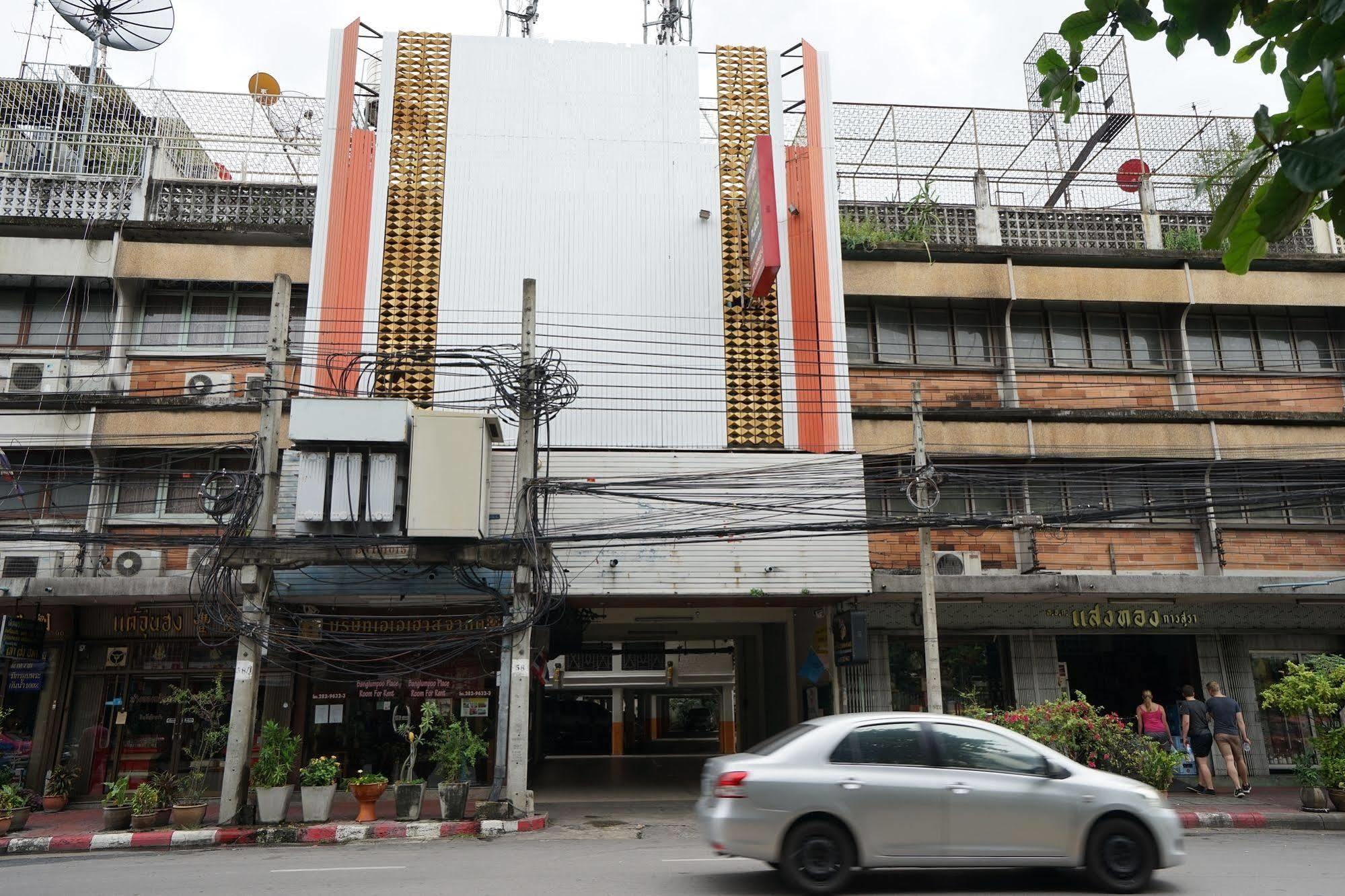 Banglumpoo Place Bangkok Exteriör bild